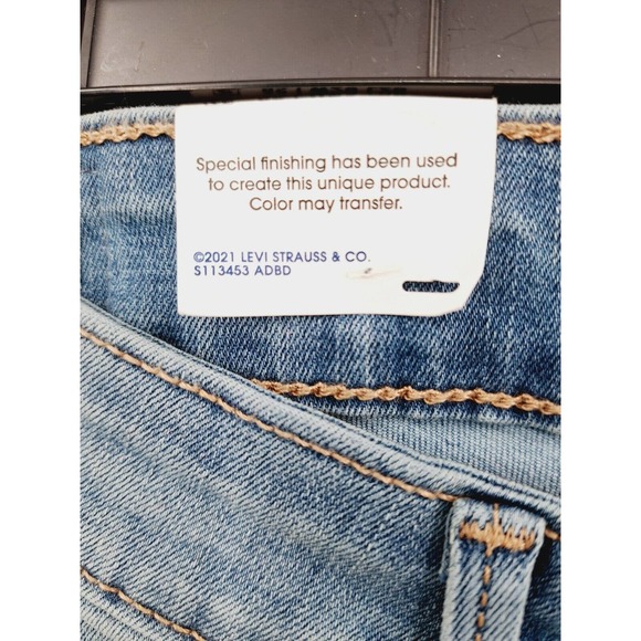 Nwt Denizen From Levi's High Rise Skinny Distressed Light Wash Jeans Size 8s - Picture 3 of 7